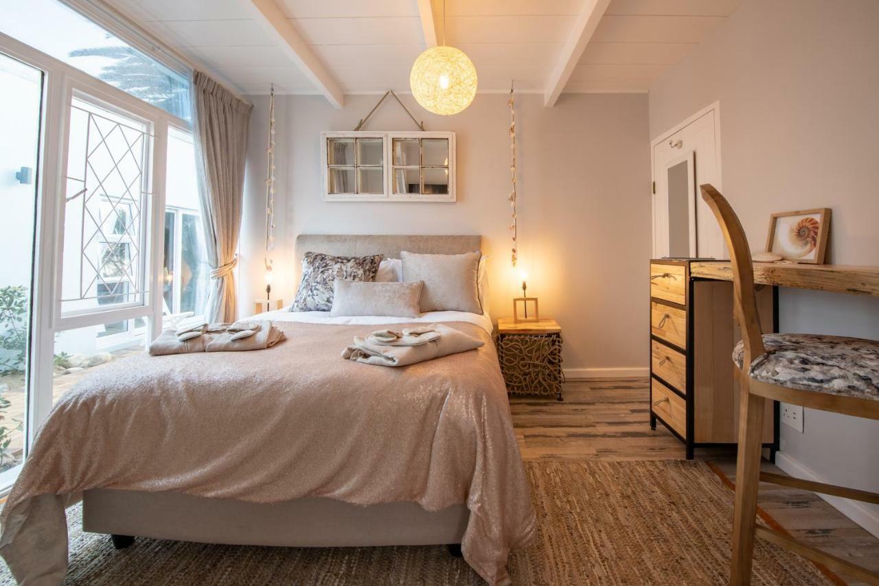 Salt Boutique Guesthouse By Curiocity (Adults Only) โบลแบร์กสตรานด์ ภายนอก รูปภาพ