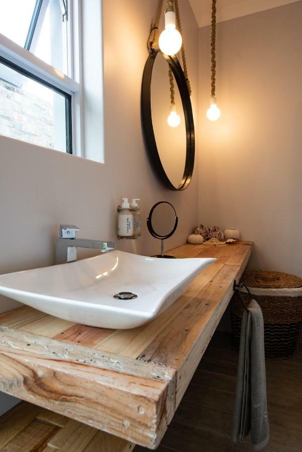 Salt Boutique Guesthouse By Curiocity (Adults Only) โบลแบร์กสตรานด์ ภายนอก รูปภาพ